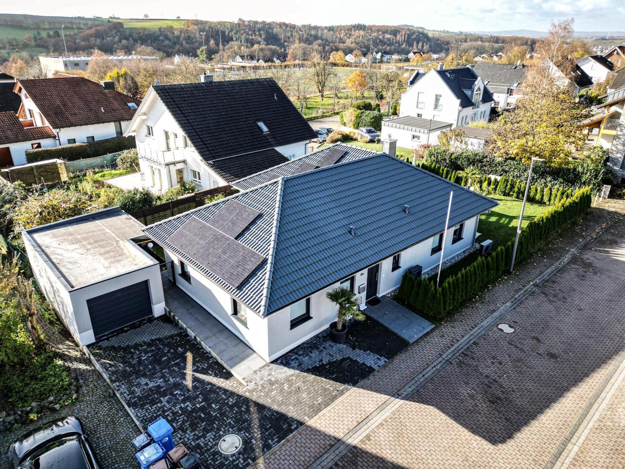 Grosszuegige Unterkunft Mit Terrasse Oberbrechen Exterior photo